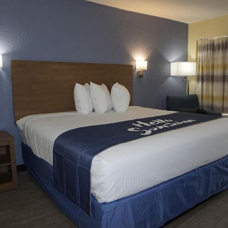 Days Inn By Wyndham Apopka/Orlando Buitenkant foto