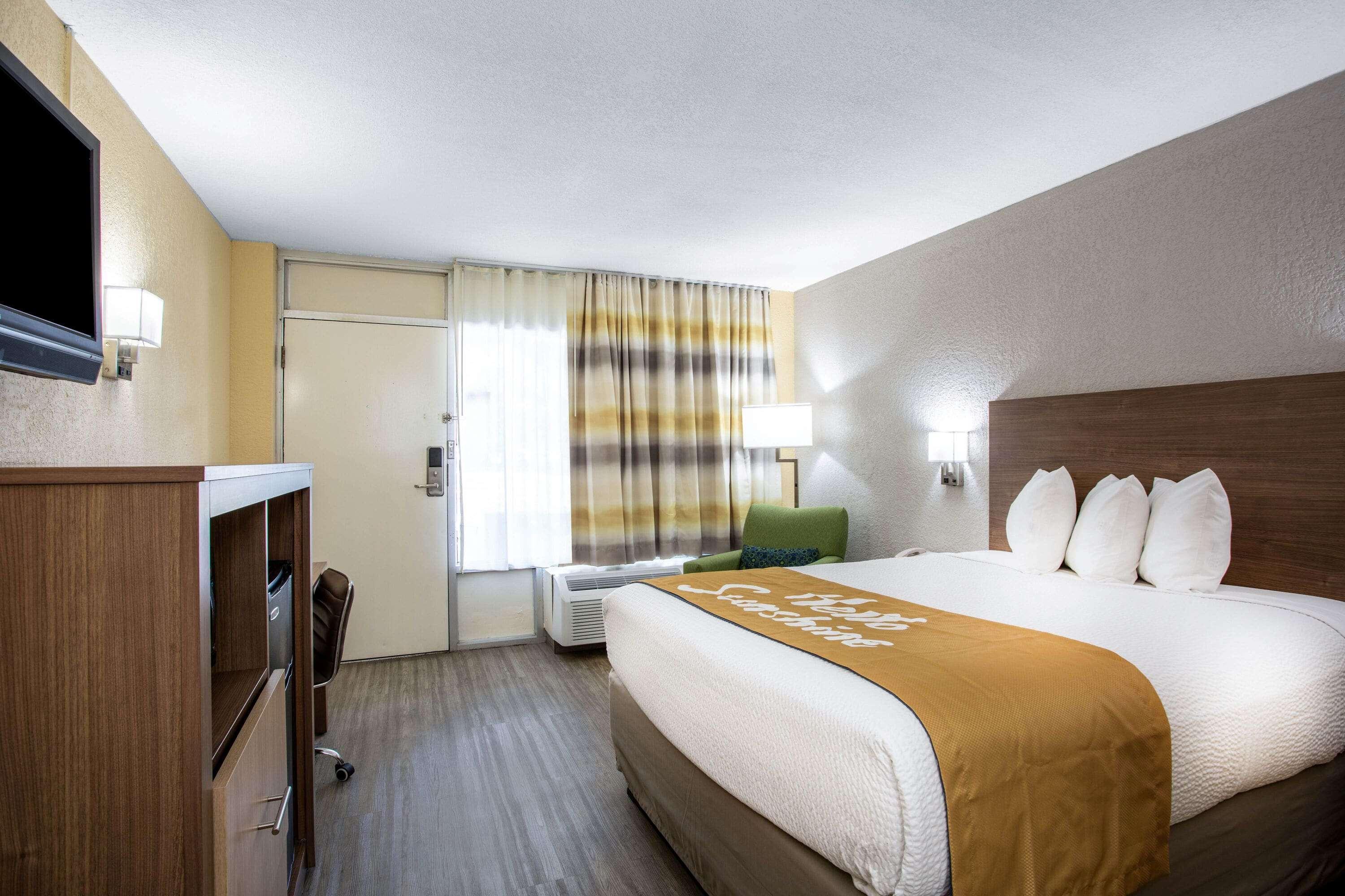 Days Inn By Wyndham Apopka/Orlando Buitenkant foto