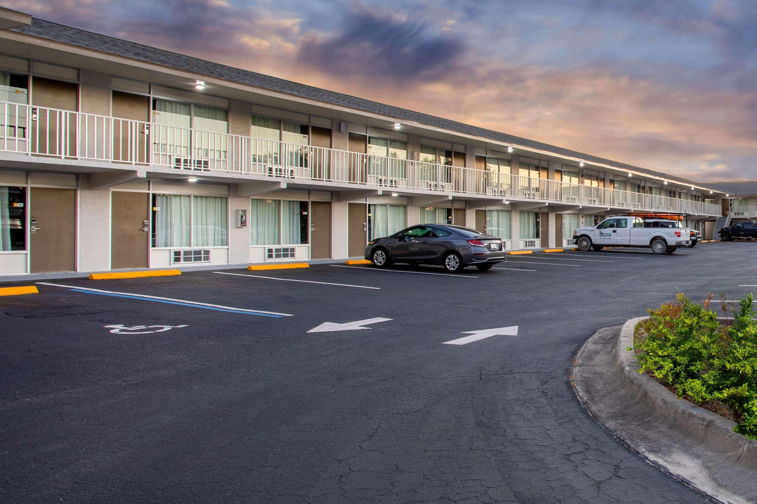 Days Inn By Wyndham Apopka/Orlando Buitenkant foto